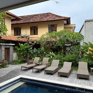 Bunga Hotel